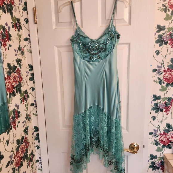 Cache Aqua Beaded Lace Prom Dress - Picture 2 of 2